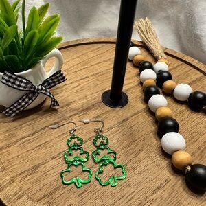 Green Shamrock Earrings